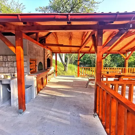 Kopilove Tatil Evi *